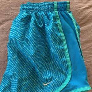 Nike shorts xs